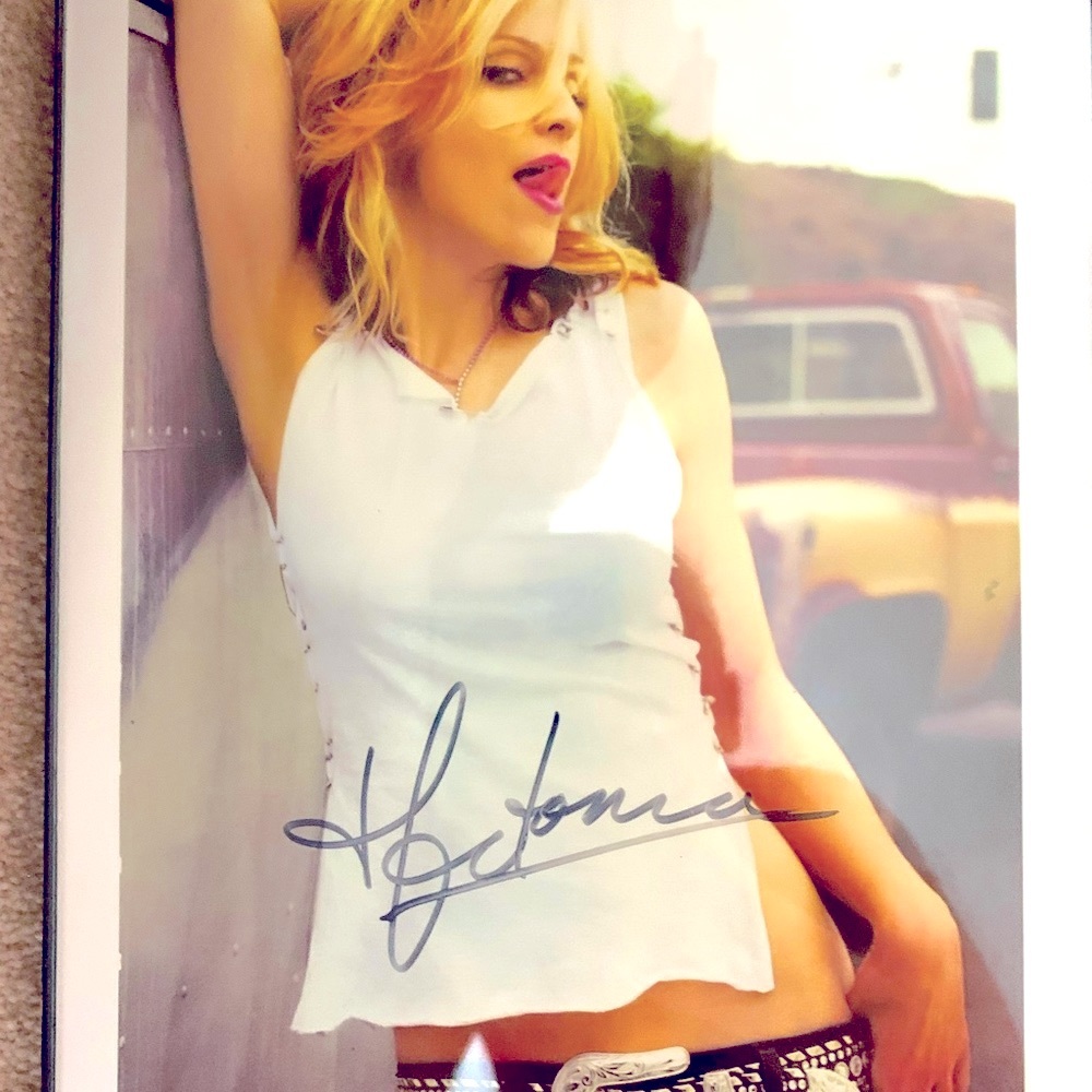 Madonna 8x10 signed
